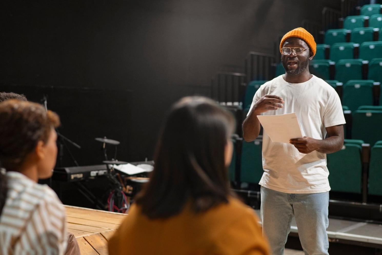 Emotional Memory in Acting: What It Is and Why It's Hard